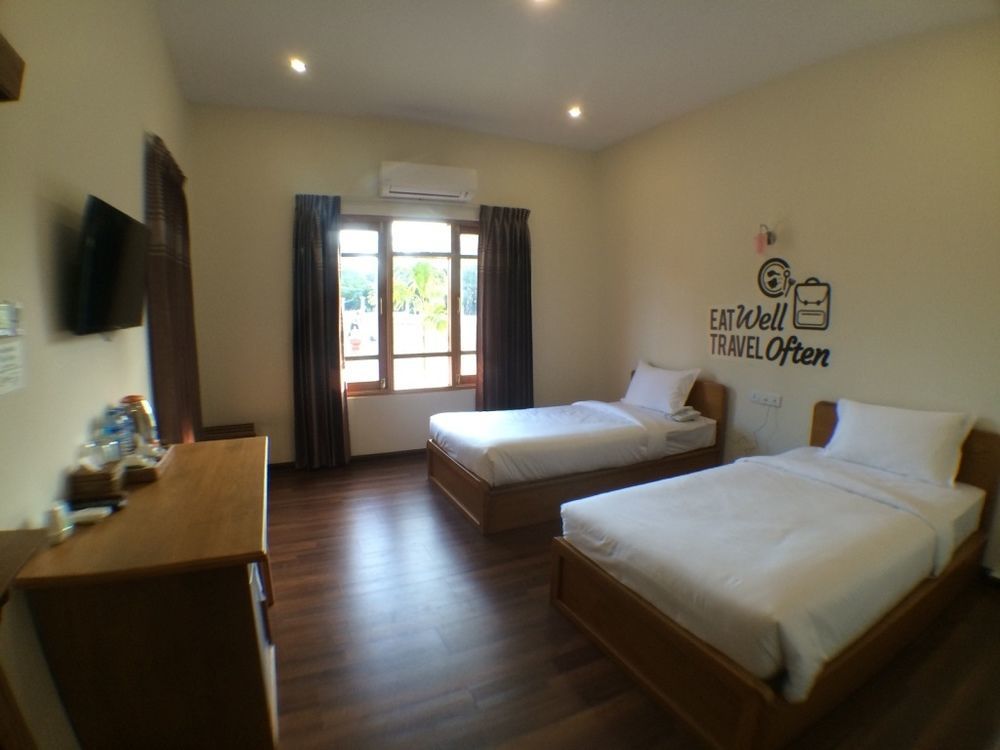 Westay @ Bagan Lotus Hotel エクステリア 写真