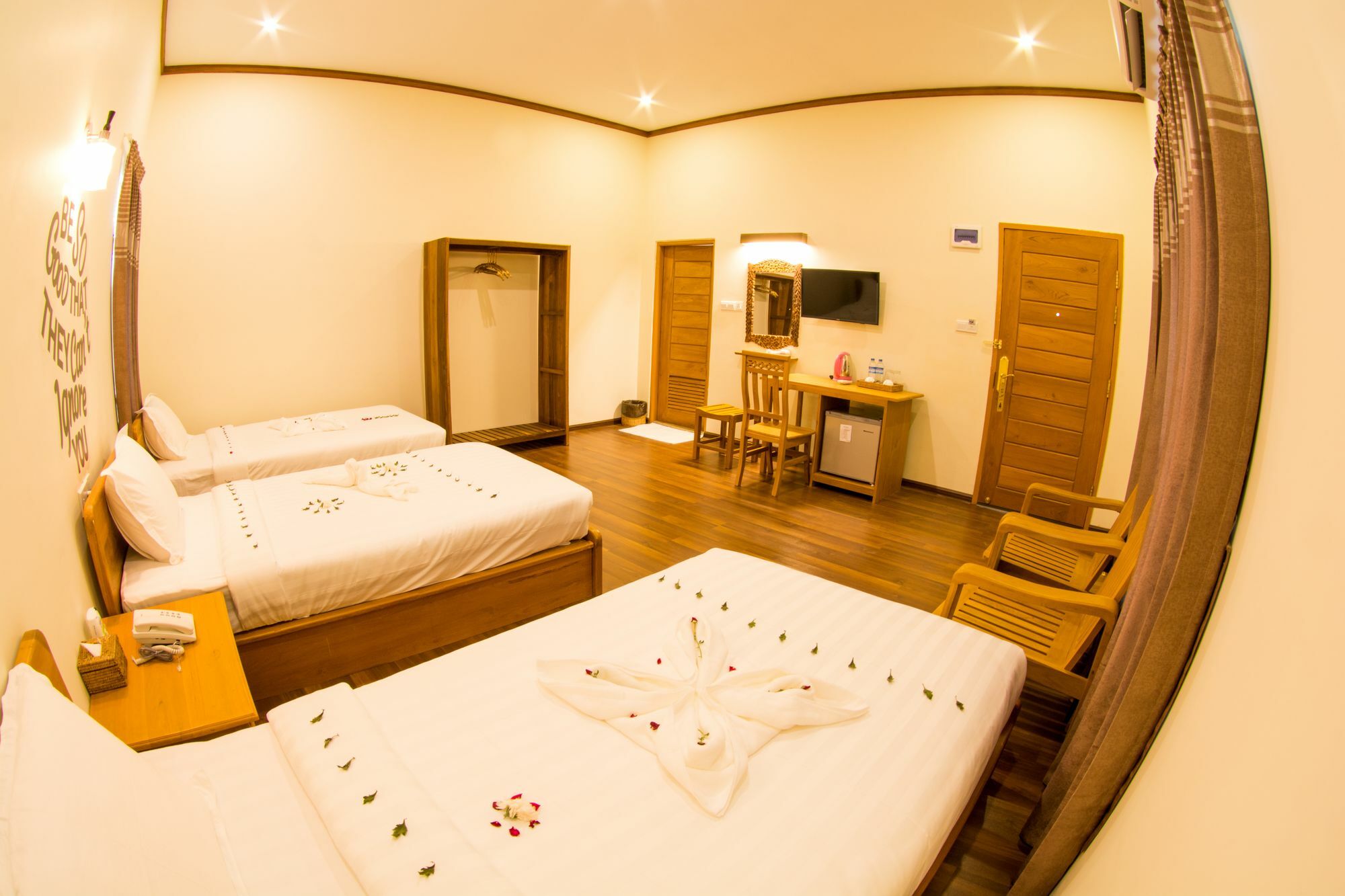 Westay @ Bagan Lotus Hotel エクステリア 写真